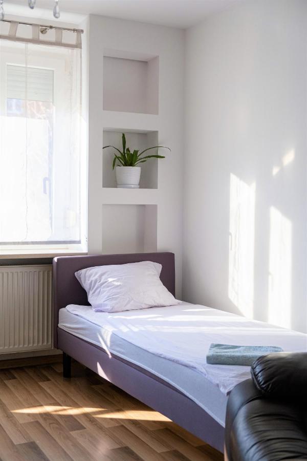 Appartement Niska Warschau